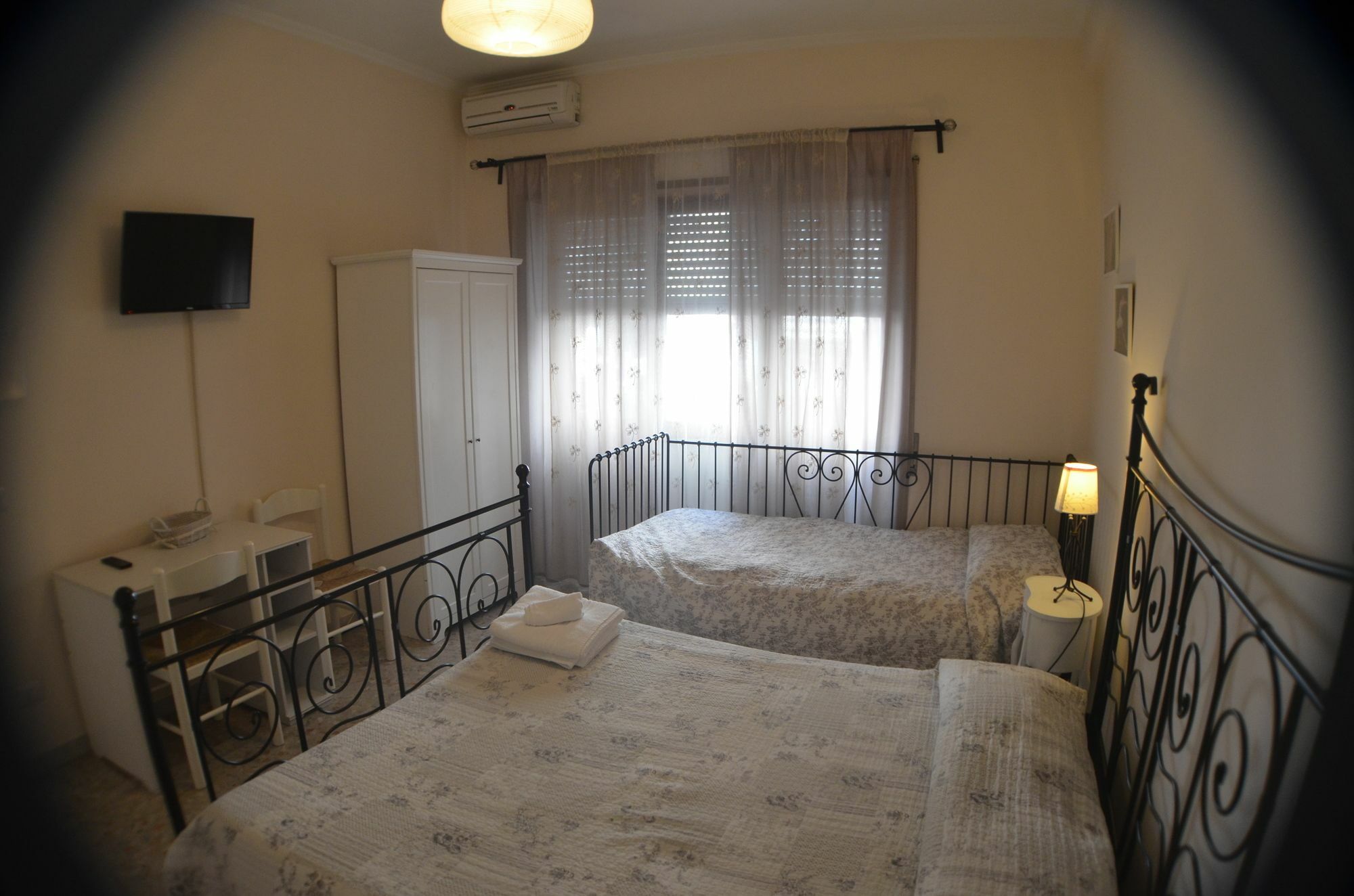 Sergio Tourist Rental Close Tiburtina Station Roma Ngoại thất bức ảnh